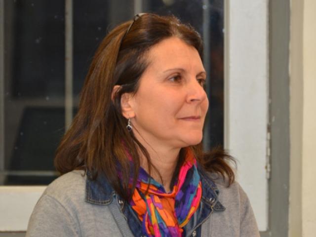 Prof.  Adj. Mª Rosa Fernández