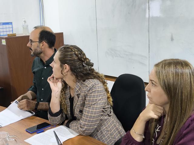 Expone